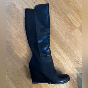 BNIB Women’s black leather/fabric tall boot